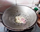 Foto langkah ke 3 dari resep Cah kangkung saori saos tiram.