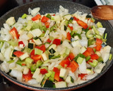 Foto del paso 1 de la receta: Filetes de cerdo empanados, con pisto