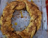 Foto langkah ke 6 dari resep Round Braided Bread.
