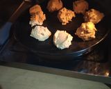 A picture of step 3 of PeanutbutterCookies.
