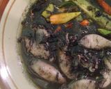 Foto langkah ke 4 dari resep Pindang cumi hitam aka tumis cumi tinta hita.