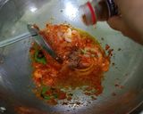 Foto langkah ke 4 dari resep Ayam Kecap Asam Manis Pedas.