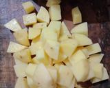 Foto langkah ke 3 dari resep Sambel goreng kentang hati sapi.