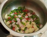 वेज मसाला चावल(VEG MASALA CHAWAL RECIPE IN HINDI) रेसिपी चरण 3 फोटो