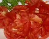 A picture of step 2 of Aaloo tinde ka salan.