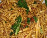 Foto langkah ke 6 dari resep Mie urai pipih goreng ayam cincang pedas.