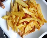 A picture of step 2 of Chips, egg and Bread combo.