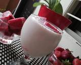 Strawberry milkshake (Drink)