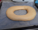 Foto del paso 4 de la receta: Roscón de reyes con crema