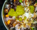 A picture of step 3 of Black chana salad.