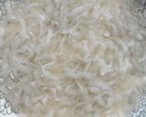 Foto del paso 2 de la receta: Albóndigas en freidora de aire con fideos konjac