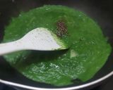 Hình bước làm 3 của món Mì Ý tôm sốt cải bó xôi