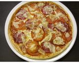 Hình bước làm 3 của món Tortilla Pizza
