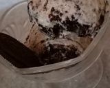 A picture of step 6 of Oreo ice Cream.