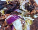 A picture of step 1 of Chicken suya salad.