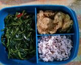 Foto langkah ke 3 dari resep Kangkung Saos Tiram.