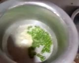 A picture of step 4 of Garlic Matar rice.