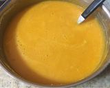 Foto del paso 2 de la receta: Sopa cremosa de zapallo y zanahoria con un toque de jengibre