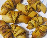 A picture of step 6 of Zaatar bake varieties (Zaatar Roll, Croissant, and bread).