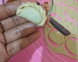 Foto langkah ke 2 dari resep Pastel mini isi abon.