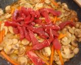 Foto del paso 3 de la receta: Tagliatellis de arroz con ternera y bacon