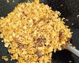 Foto langkah ke 3 dari resep Nasi Goreng Suwir Daging Sapi.