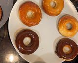 Foto del paso 3 de la receta: Fit donut de arroz 🍚 con chocolate blanco y negro