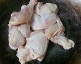 Foto langkah ke 1 dari resep Ayam Kremes.