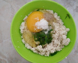 Foto langkah ke 1 dari resep Perkedel Tahu Telur.