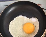 Hình bước làm 3 của món Bánh mỳ và trứng