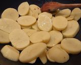 A picture of step 3 of Buttery Potatoes And Red Peppers.