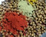 ચણાની ભેળ (Chana Bhel Recipe In Gujarati) રેસીપી સ્ટેપ1ફોટો