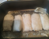 Foto del paso 7 de la receta: Lomos de merluza con salsa de almendra y Gyozas de pollo