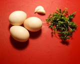 Foto del paso 1 de la receta: Revuelto de acelgas con huevos de gallinas silvestres