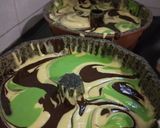Foto langkah ke 7 dari resep Pandan Marmer Cake.