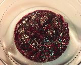 Foto del passaggio 4 della ricetta Yogurt greco ai frutti di bosco (yogurt fatto in casa)