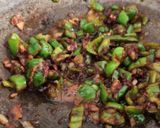 कॅप्सिकम सोया शेजवान राईस (capsicum soya schezwan rice in marathi) रेसिपी स्टेप 3 फोटो 