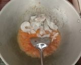 Foto langkah ke 5 dari resep Tumis Jamur udang bumbu taichan.