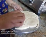 डोनट्स (donuts recipe in marathi) रेसिपी स्टेप 3 फोटो 