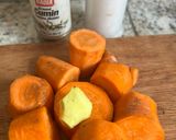 A picture of step 1 of Carrot and Oat Flat Bread.