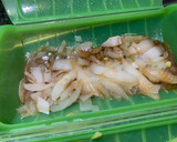 Foto del paso 3 de la receta: Cebolla caramelizada en 3 minutos en microondas con lékué