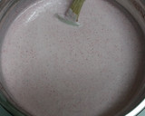 Foto del paso 5 de la receta: Tarta de yogurt griego con fresas y bizcocho de almendras