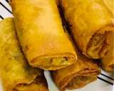 A picture of step 3 of Chicken spring roll wrappers.