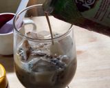 Foto langkah ke 3 dari resep 72. Judul :Es susu kurma selasih.