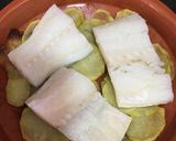 Foto del paso 7 de la receta Bacalao en salsa gratinado con patatas y toque de eneldo