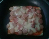 Foto langkah ke 6 dari resep Pizza roti tawar simple.