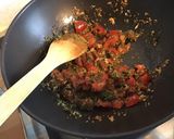 Une image de l'étape 11 de Sundakai aux tomates et épices indiennes.