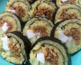 Foto langkah ke 3 dari resep Sushi Nasi Kuning.