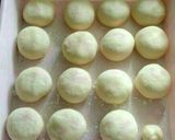 Foto langkah ke 1 dari resep Donat tape eggless.