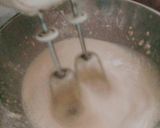 Foto langkah ke 2 dari resep Pukis coklat wijen.